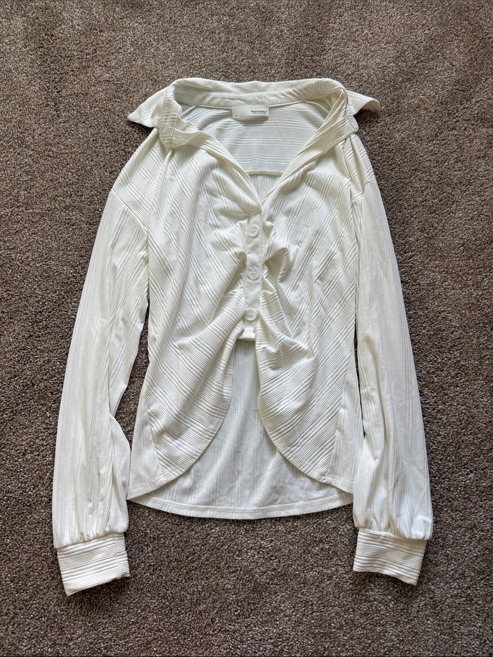 Ribbed Button-Front Collared Shirt in White